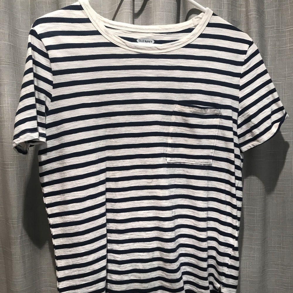 Old Navy Tee